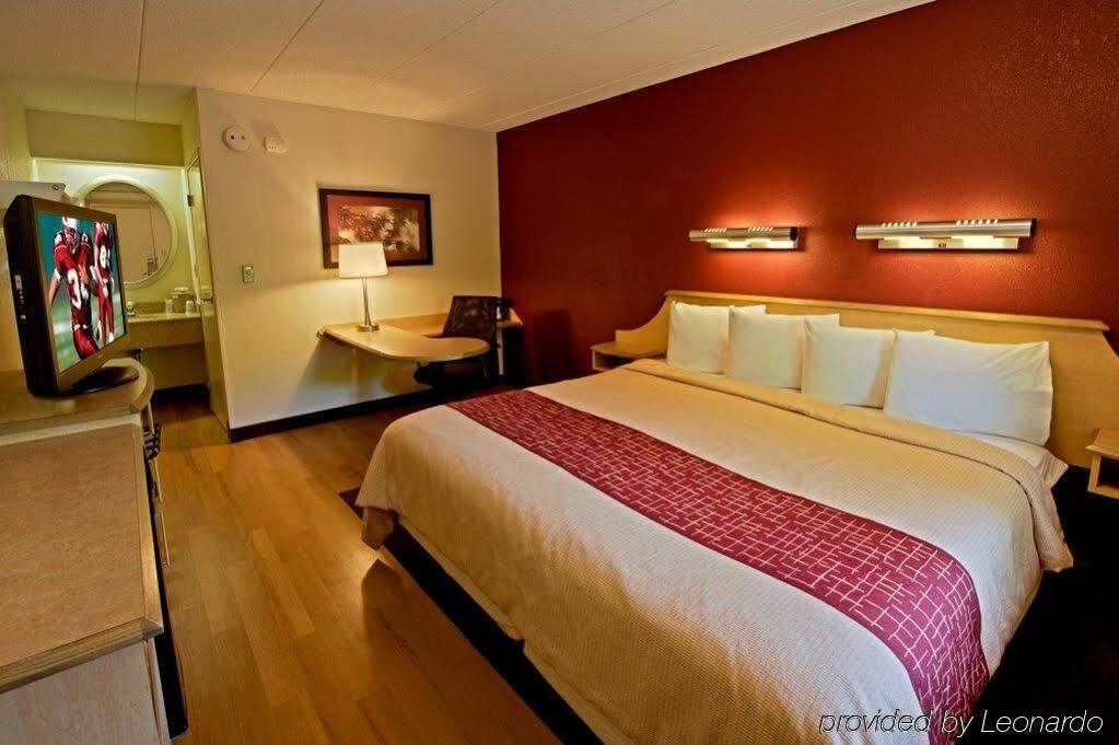 Red Roof Inn Syracuse Іст-Сіракуз Екстер'єр фото